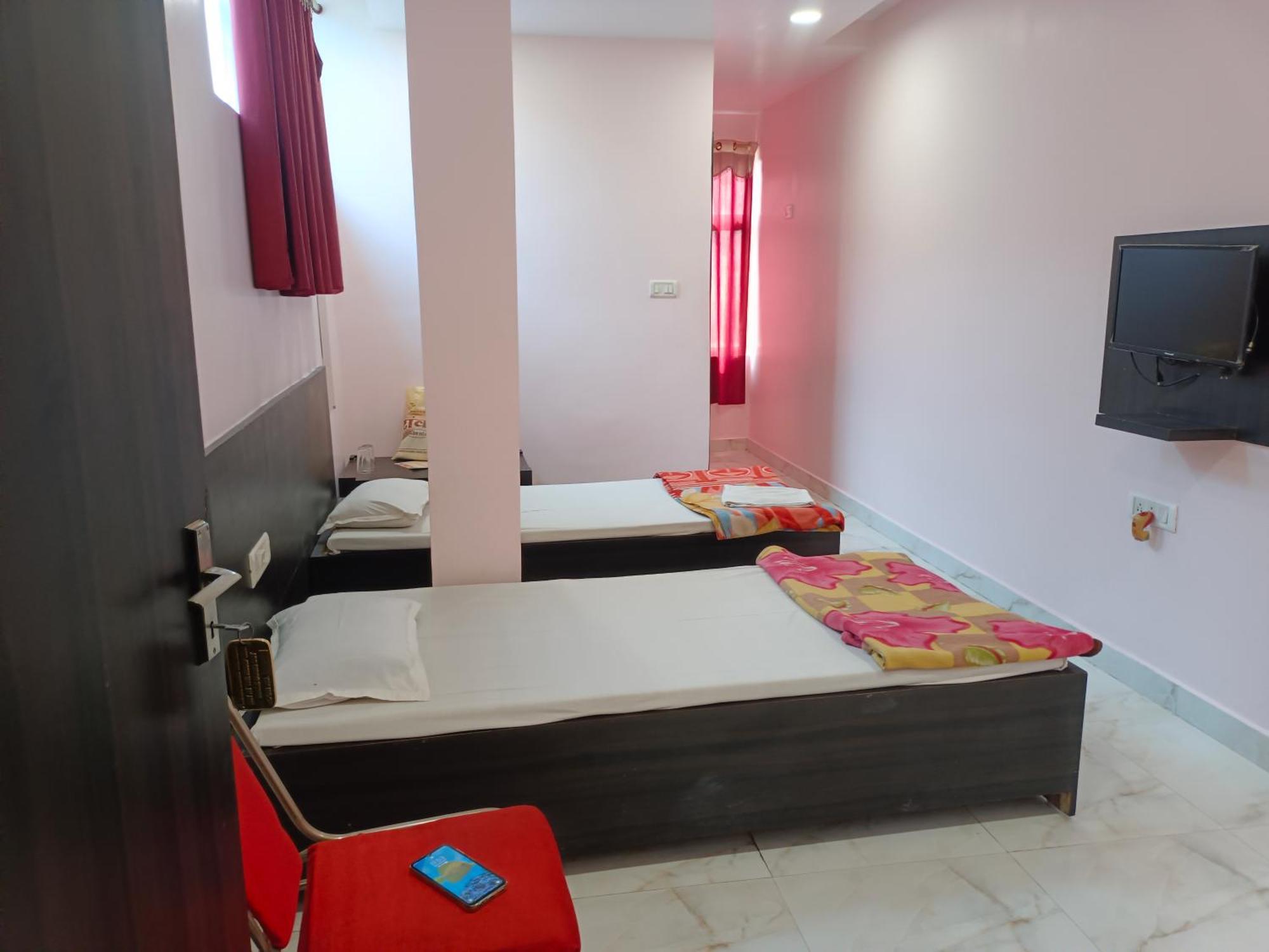 Hotel Sunaina International Gaya Habitación foto